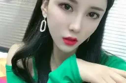 千万粉丝的网红塌房火了之后上线万人